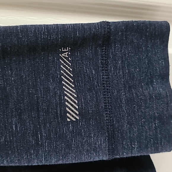 AE long sleeve - Picture 2 of 6